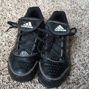 ⏰🛍 Adidas Soccer Cleats - Size 1